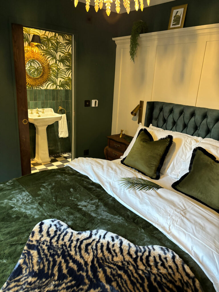 tinted-twig-staginetc-gallery-1